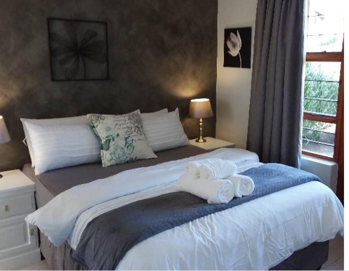 Whale Rock Gardens Apartment Plettenberg Bay Bagian luar foto